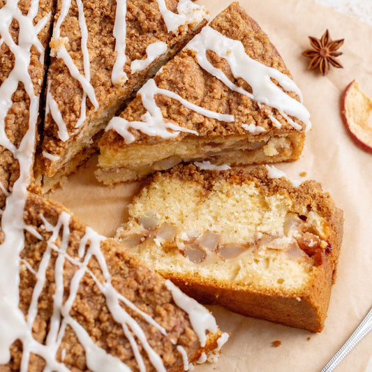 Preorder: Apple Cinnamon Crumble Cake (8in)
